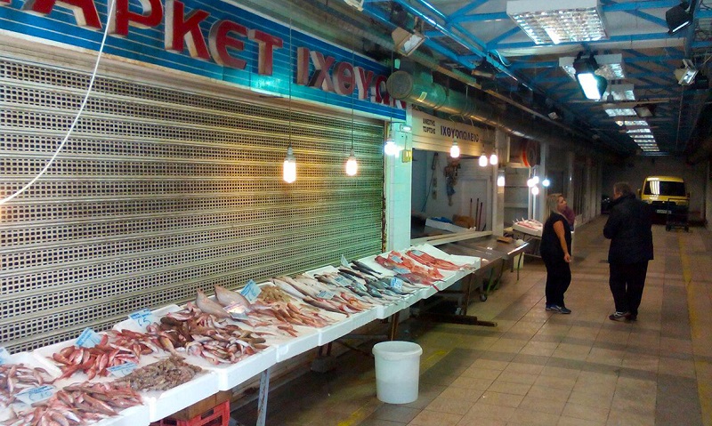 Δημοτική Αγορά Καβάλας: Ρεπορτάζ για τους «προδομένους ήρωες» των ψαράδικων