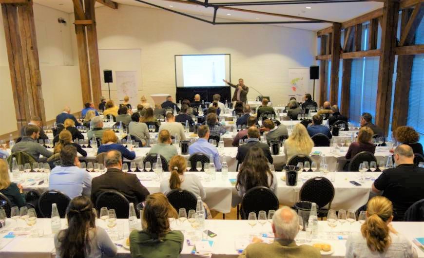 o-enterprise-greece-diorganose-roadshow-krasiou-sti-germania-me-perissotera-apo-100-krasia-106825