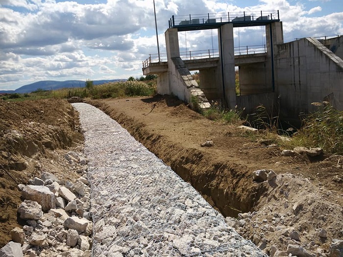 Eργασίες συντήρησης του θυροφράγματος Πυργακίου και καθαρισμός του Ενιπέα και Πηνειού