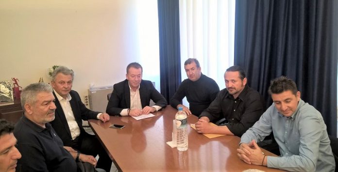 Συνάντηση Κόκκαλη με τον Δήμαρχο Σοφάδων και εκπροσώπους παραγωγικών φορέων