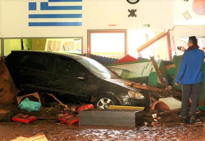 Το Βιοτεχνικό Επιμελητήριο Αθήνας καλεί τις επιχειρήσεις που επλήγησαν να δηλώσουν τις ζημιές 