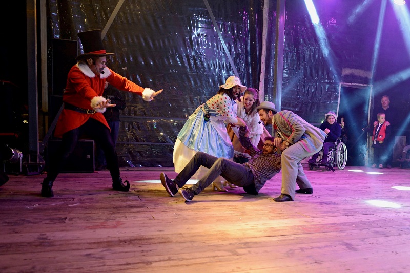 Με Αερόστατο έφτασε ο Άη Βασίλης στην Ονειρούπολη Δράμας