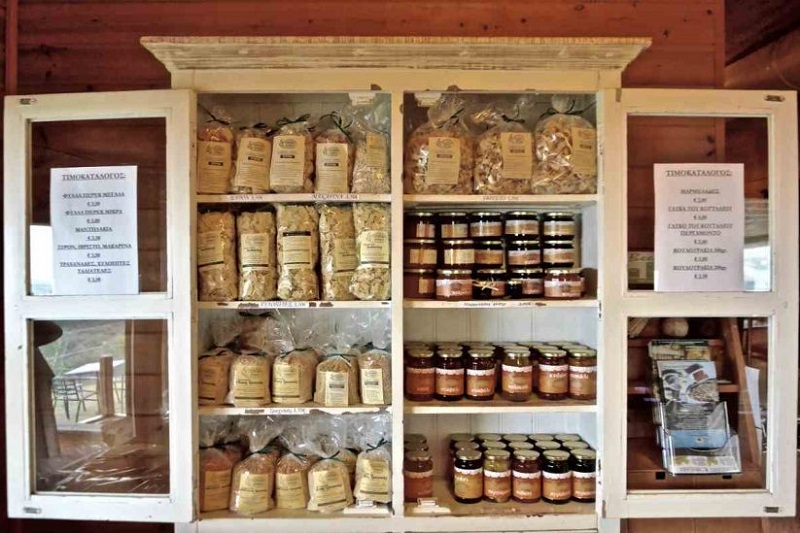 To Καφεγλυκοπωλείο του Γυναικείου Αγροτικού Συνεταιρισμού Αγίου Αντώνιο