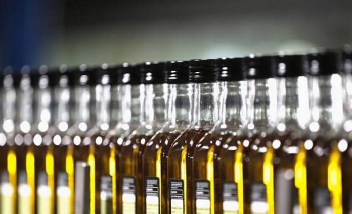 pliri etoimotita sevitel syskeyasies elaioladou estiasis Σε πλήρη ετοιμότητα ο ΣΕΒΙΤΕΛ για τις συσκευασίες ελαιολάδου στην εστίαση