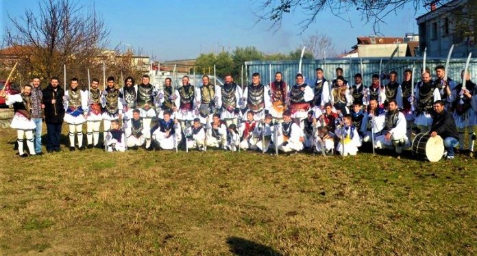 rougkatsia ethimo gourounoxaras makroxori imathias Ρουγκάτσια και το έθιμο της γουρουνοχαράς στο Μακροχώρι Ημαθίας