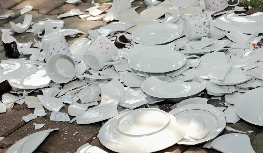 Τα 10 πιο παράξενα γούρια για την Πρωτοχρονιά από όλο τον κόσμο (pics)