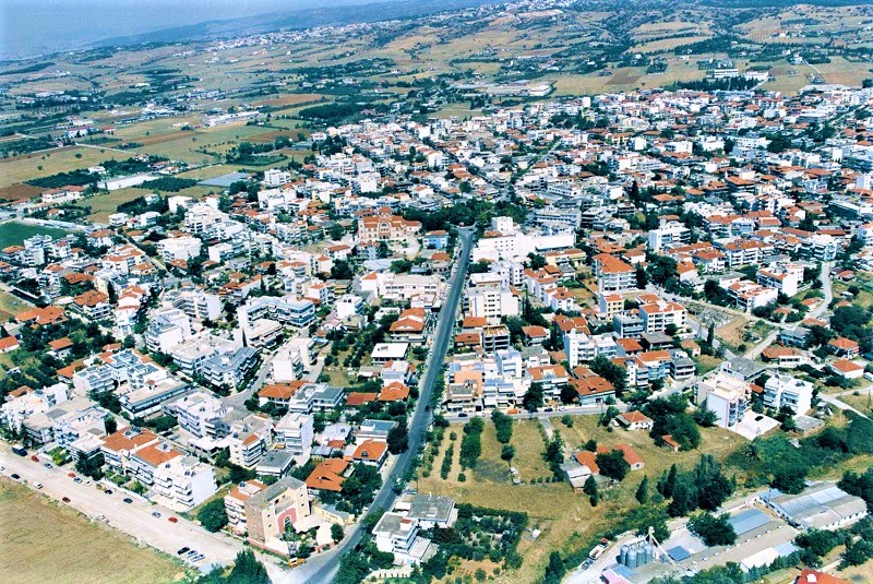 trianta-foitites-tou-apth-katagrafoun-ta-provlimata-dimoton-sti-thermi-109995