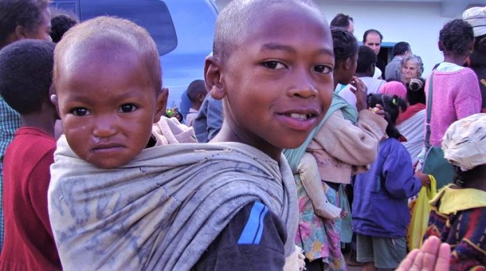Κονγκό: 400.000 παιδιά είναι σοβαρά υποσιτισμένα και κινδυνεύουν να πεθάνουν