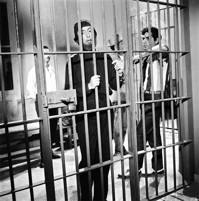 Έφυγε από τη ζωή ο ηθοποιός Χρήστος Δοξαράς