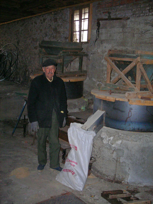 neromylos-kedros-karditsa