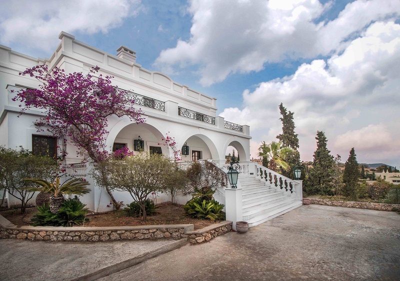 Πανέμορφο κάστρο στις Σπέτσες πωλείται για 14.600.000 ευρώ! (Photos)