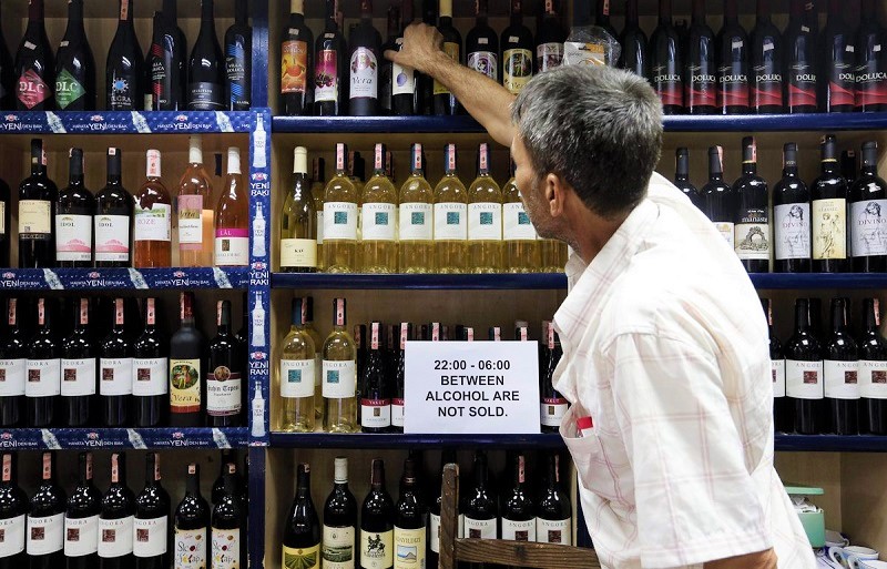 Η παρασκευή μπύρας στο σπίτι αποτελεί τη νέα τάση στην Τουρκία 