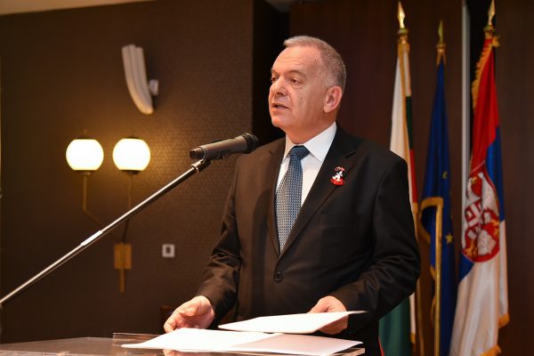 ta-dytika-valkania-proteraiotita-tis-voulgarikis-proedrias-stin-ee-113626