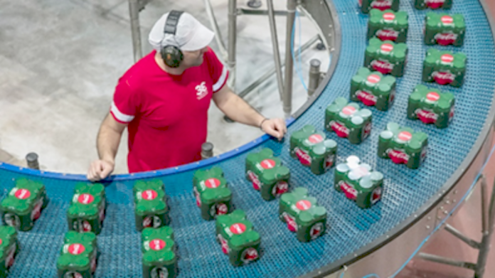 Διακρίσεις Coca-Cola 3Ε για επενδύσεις και κοινωνική δράση Διακρίσεις Coca-Cola 3Ε για επενδύσεις και κοινωνική δράση