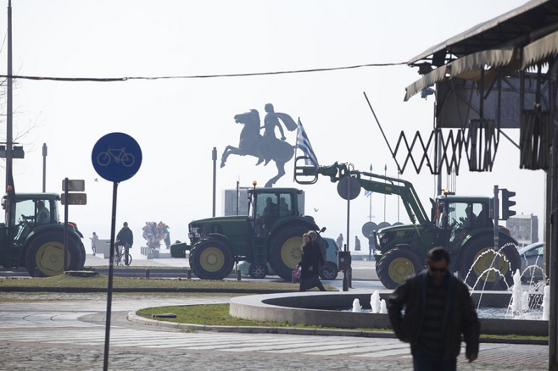 Τρακτέρ κατέκλυσαν το κέντρο της Θεσσαλονίκης (Βίντεο)