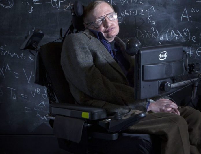 Απεβίωσε σε ηλικία 76 ετών ο διάσημος Βρετανός φυσικός Στίβεν Χόκινγκ