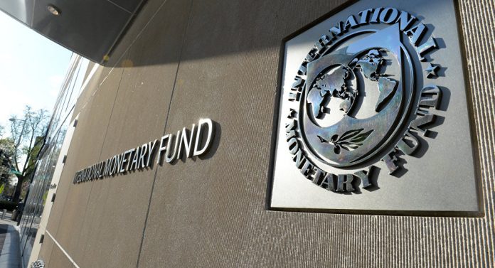 ΔΝΤ: Αναθεώρησε προς τα πάνω τα πρωτογενή πλεονάσματα- Δεν ζητάει νέα μέτρα