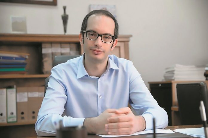 Δημήτρης Αυλωνίτης: «Κρίσιμοι για τη νόμιμη διακίνηση των τροφίμων οι μεικτοί έλεγχοι» Δημήτρης Αυλωνίτης: «Κρίσιμοι για τη νόμιμη διακίνηση των τροφίμων οι μεικτοί έλεγχοι»
