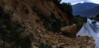 Σε ετοιμότητα η Περιφέρεια Ιωαννίνων λόγω των κατολισθήσεων στην Πρέβεζα