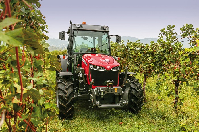 massey-ferguson-nea-genia-trakter-gia-abelourgikes-froutoparagogikes-kai-exeidikevmenes-ergasies-125515