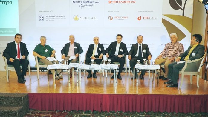 Σύσσωμος ο αγροτικός κόσμος της Ελλάδας στο 3ο Αγροτικό Συνεδρίο της Ναυτεμπορικής Σύσσωμος ο αγροτικός κόσμος της Ελλάδας στο 3ο Αγροτικό Συνεδρίο της Ναυτεμπορικής