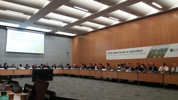 Παγκόσμιο Φόρουμ του ΟΟΣΑ στο Παρίσι για τις ψηφιακές τεχνολογίες στη γεωργία