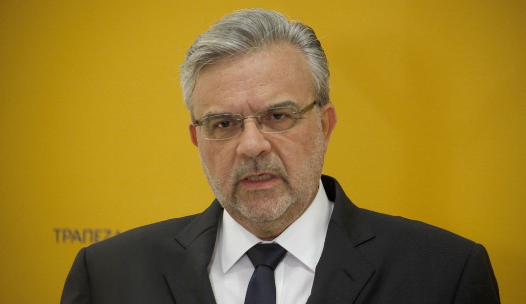 ch-megalou-ta-epomena-vimata-gia-tin-trapeza-peiraios-126696