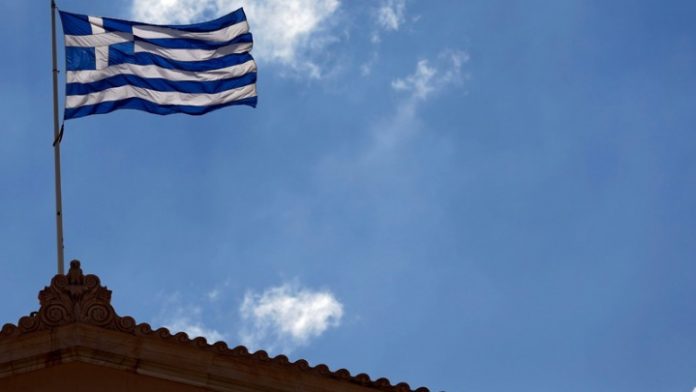 «Η ελληνική κρίση τελειώνει εδώ»: Συμφωνία στο Eurogroup για ελάφρυνση του ελληνικού χρέους «Η ελληνική κρίση τελειώνει εδώ»: Συμφωνία στο Eurogroup για ελάφρυνση του ελληνικού χρέους