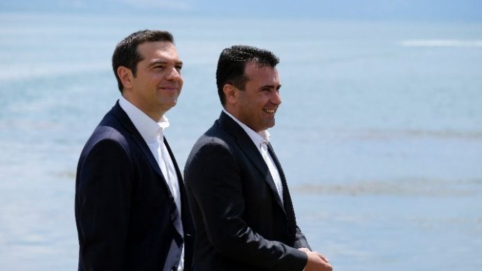 Ως «Ιστορική» χαρακτηρίζει σύσσωμος ο ξένος τύπος τη συμφωνία των Πρεσπών Ως «Ιστορική» χαρακτηρίζει σύσσωμος ο ξένος τύπος τη συμφωνία των Πρεσπών