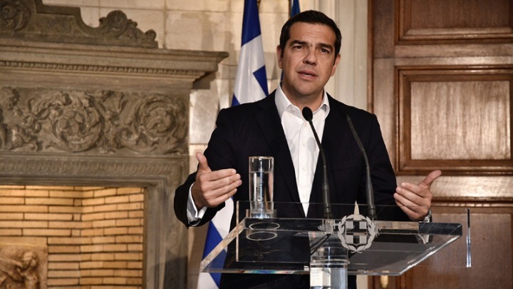 al-tsipras-oi-voreioi-geitones-symfonisan-na-metonomasoun-ti-chora-tous-se-dimokratia-tis-voreias-makedonias-vinteo-126826