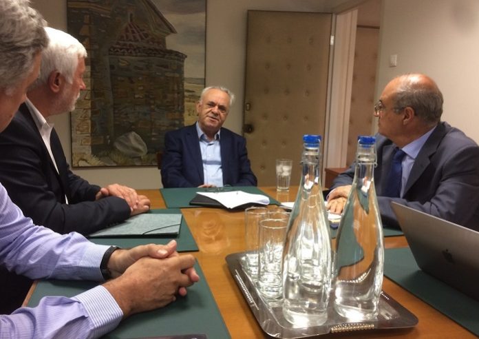 Πέτρος Τατούλης: «Δημιουργούμε την πρώτη Περιφερειακή Τράπεζα στη χώρα» Πέτρος Τατούλης: «Δημιουργούμε την πρώτη Περιφερειακή Τράπεζα στη χώρα»