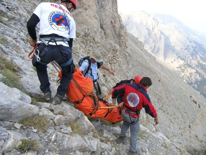Επιχείρηση απεγκλωβισμού δύο ορειβατών στον Όλυμπο Επιχείρηση απεγκλωβισμού δύο ορειβατών στον Όλυμπο