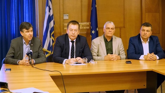 Ιδρύεται Γαλακτοκομική Σχολή Ελασσόνας...Ένα όραμα πέρα των 20 ετών (φωτός & βίντεο) Ιδρύεται Γαλακτοκομική Σχολή Ελασσόνας...Ένα όραμα πέρα των 20 ετών (φωτός & βίντεο)