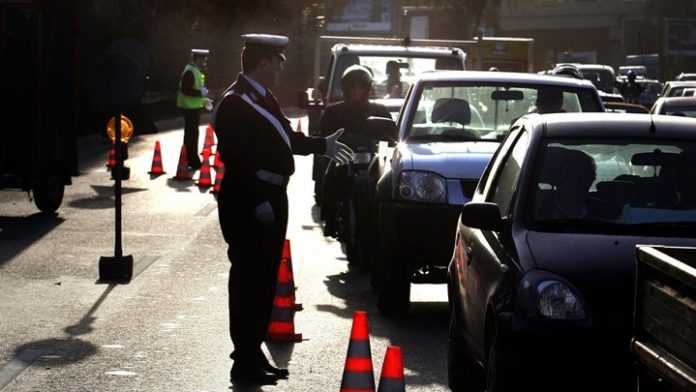 Καθίζηση στις λεωφόρους Μεσογείων και Μιχαλακοπούλου Καθίζηση στις λεωφόρους Μεσογείων και Μιχαλακοπούλου