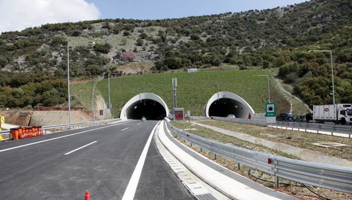 Κλείνουν Πέμπτη 26 και Παρασκευή 27/7 οι σήραγγες στα Τέμπη