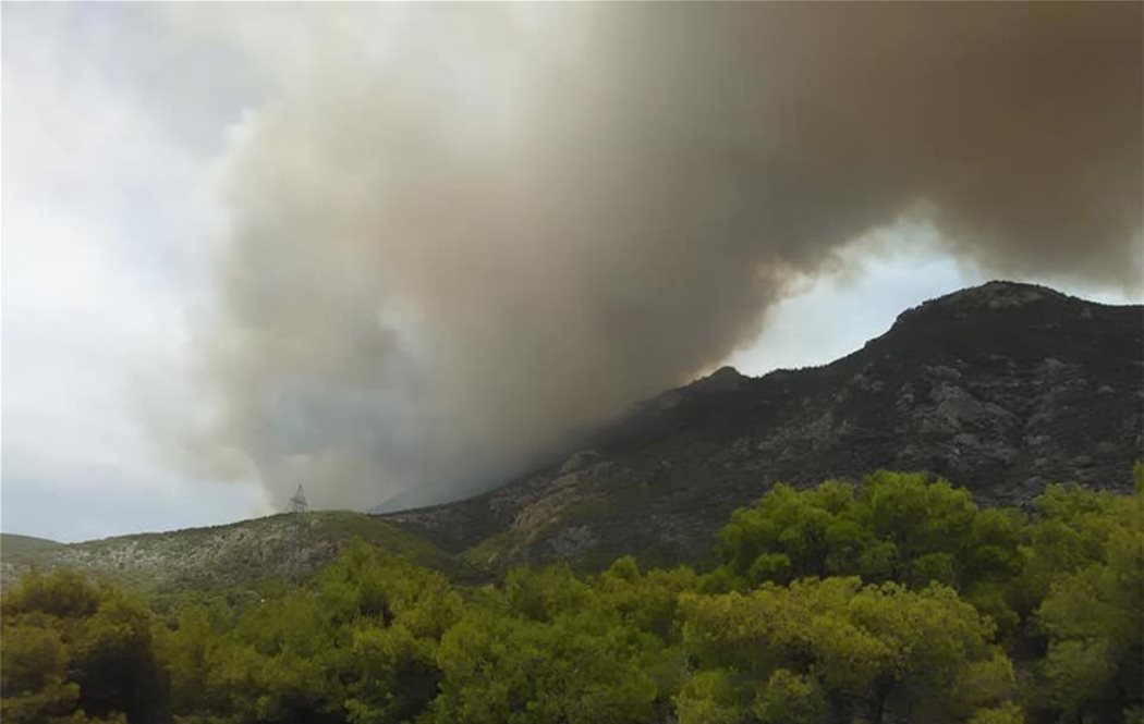 korinthos-fotia-stin-periochi-kyra-vrysi-130741