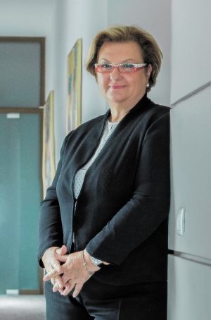 mairi-chatzakou-i-mebgal-tha-synechisei-na-µegalonei-µazi-µe-tous-paragogous-tis-129101