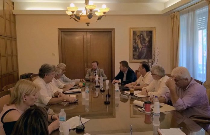 Πρωτοβουλία Κόκκαλη για υποδομές αγροτικής οδοποιίας και ενέργειας σε δήμους της Λάρισας Πρωτοβουλία Κόκκαλη για υποδομές αγροτικής οδοποιίας και ενέργειας σε δήμους της Λάρισας