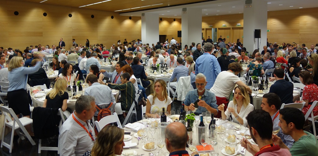 to-samos-nectar-sto-sybosio-ton-masters-of-wine-129992