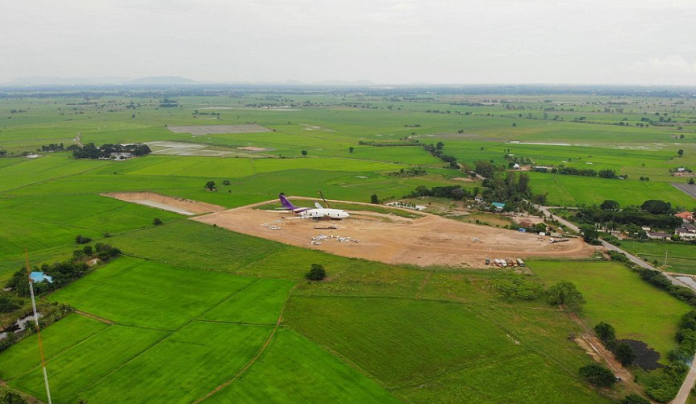 tailandoi-agrotes-vrikan-aules-boing-747