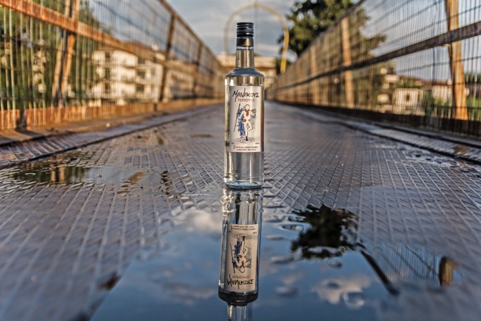 τσίπουρο Mangus