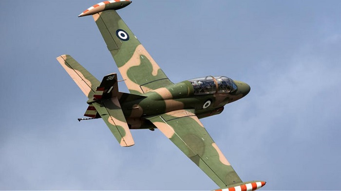 nekros-pilotos-apo-syntrivi-aeroskafous-triimero-penthos-stin-polemiki-aeroporia-133062