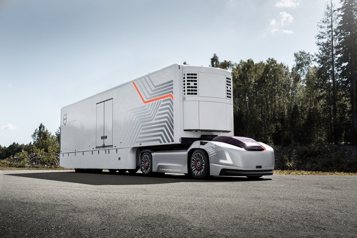 mellontiko-systima-metaforon-me-aftonoma-ilektrika-ochimata-apo-tin-volvo-trucks-134580