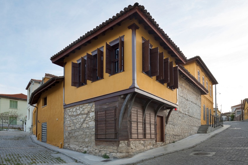 soufli-diigiseis-pou-taxidevoun-sto-dromo-tou-metaxiou-135133