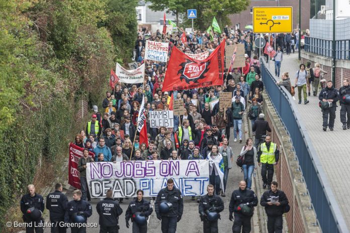 Demonstration against Planned Logging in Hambach Forest in BuirDemonstration gegen geplante RWE Rodung im Hambacher Forst in Buir