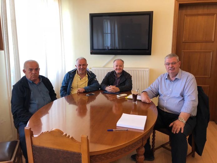 Καχριμάνης: Δεν αλλάζει ο χάρτης της εξισωτικής στα Ιωάννινα – Πρόσθετους πόρους αναζητώνται για τα Σχέδια Βελτίωσης, σύμφωνα με το ΥΠΑΑΤ Καχριμάνης: Δεν αλλάζει ο χάρτης της εξισωτικής στα Ιωάννινα – Πρόσθετους πόρους αναζητώνται για τα Σχέδια Βελτίωσης, σύμφωνα με το ΥΠΑΑΤ