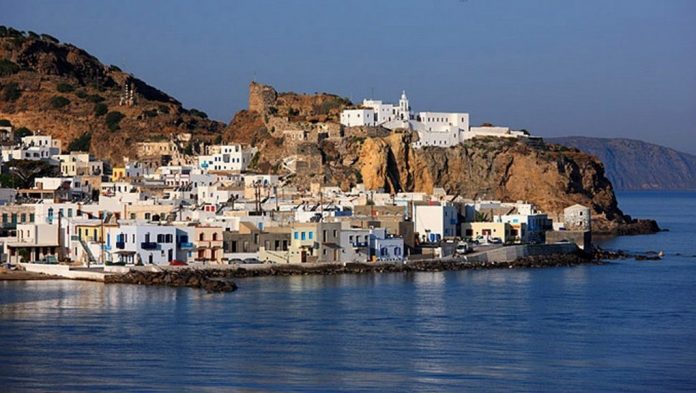 Στη Νίσυρο σήμερα οι Σωκράτης Φάμελλος και Νεκτάριος Σαντορινιός. Στη Νίσυρο σήμερα οι Σωκράτης Φάμελλος και Νεκτάριος Σαντορινιός.