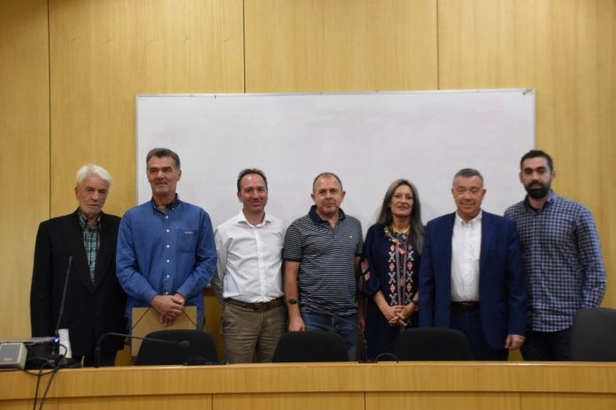 Συζήτηση για το μέλλον των Θερμοκηπίων και της Γεωργίας στο Πανεπιστήμιο Θεσσαλίας Συζήτηση για το μέλλον των Θερμοκηπίων και της Γεωργίας στο Πανεπιστήμιο Θεσσαλίας