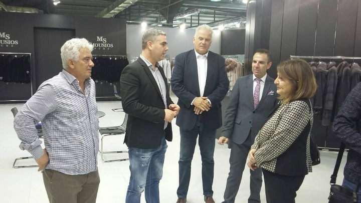 me-enotita-o-klados-tis-gounas-tha-xeperasei-tis-dyskolies-tonise-i-ol-teligioridou-sto-3o-fur-shopping-festival-139289