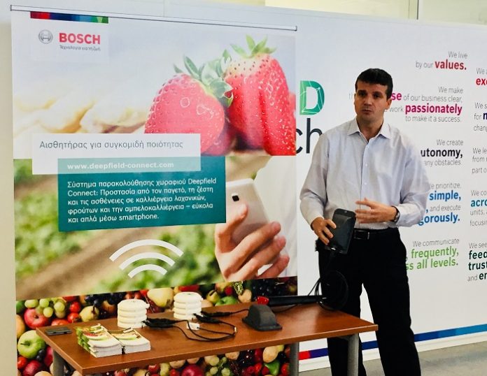 BOSCH: Αισθητήρες δίνουν πληροφορίες στον παραγωγό για θερμοκρασία και υγρασία στην καλλιέργεια BOSCH: Αισθητήρες δίνουν πληροφορίες στον παραγωγό για θερμοκρασία και υγρασία στην καλλιέργεια